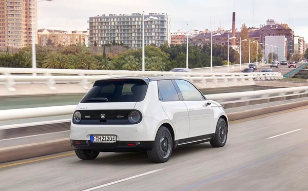Adieu à la Honda e : Le charme rétro ne suffit pas pour l'électrique