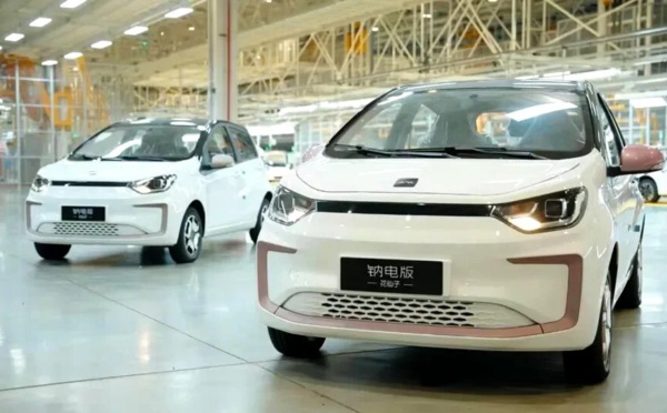 ​Révolution électrique : La première voiture à batterie Sodium-Ion débarque !