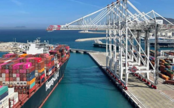 L’Algérie interdit les marchandises transitant par les ports marocain