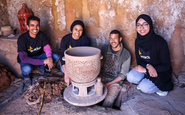 ​L'éclat du passé : Le réfrigérateur marocain en argile, une ode à l'ingéniosité !