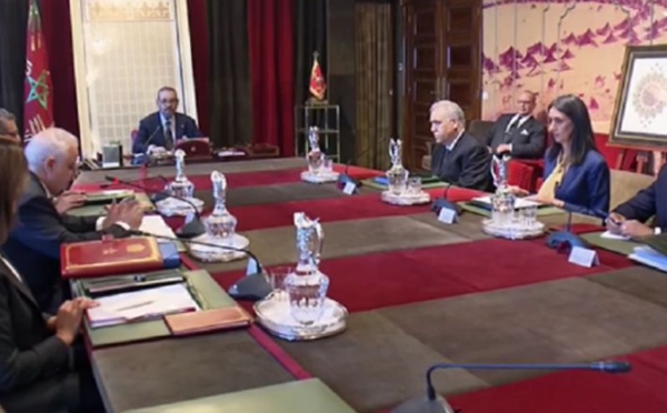 Stress hydrique : plan d’action d’urgence élaboré par le gouvernement présenté à SM Le Roi