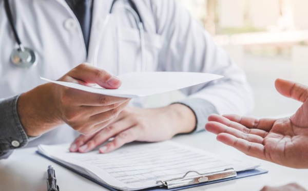 L'ordonance d'un médecin ORL pour bien nettoyer un nez bouché