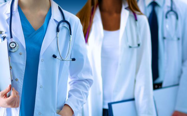 Entre promesses et désillusions : La quête inachevée des professionnels de la santé