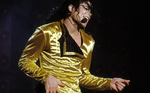Musique : Sony rachète la moitié du catalogue de Michael Jackson 