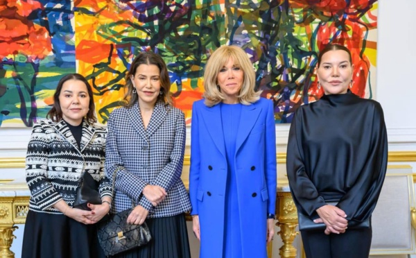 LL.AA.RR les Princesses Lalla Meryem, Lalla Asmae et Lalla Hasnaa reçues à déjeuner au Palais de l’Elysée, à l’invitation de Madame Brigitte Macron