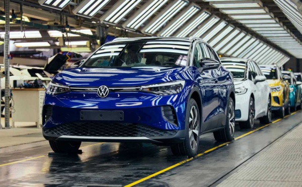 Volkswagen dans la tourmente : La production de modèles électriques suspendue !