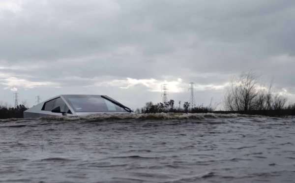 ​Le Cybertruck de Tesla : bateau ou pas bateau ?