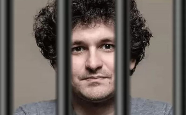 L'ex-dirigeant de FTX  Sam Bankman-Fried condamné à 25 ans de prison