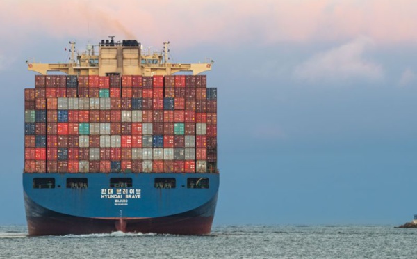 Reprise du commerce mondial sur fond de risques de détérioration