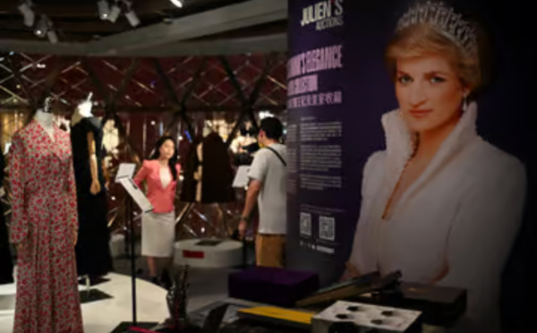 Hong-Kong : Exposition de la collection de la princesse Diana