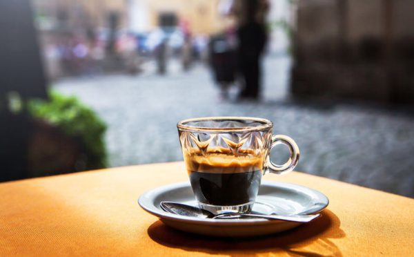 Cafés : Les prix des boissons menacent de s'envoler, attention à l'arnaque !