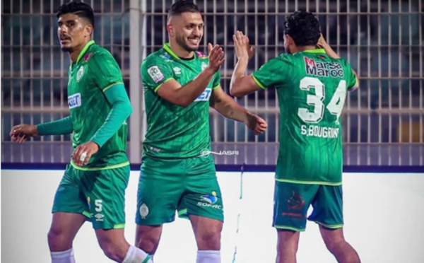 Les Invincibles du Raja Casablanca au sommet du football marocain