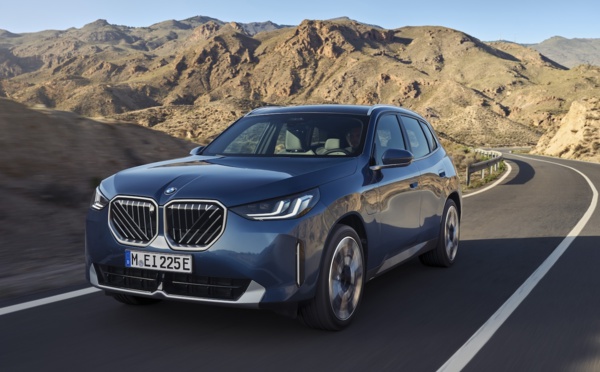 ​BMW X3 30e xDrive: Révélation du SUV Hybride Rechargeable de Luxe