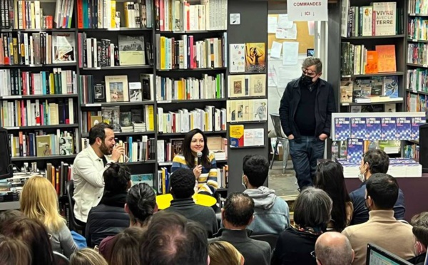 Paris : Zineb Mekouar couronnée pour 'La Poule et Son Cumin'