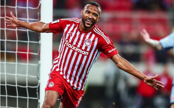 Ayoub El Kaabi : un triplé éclatant propulse l’Olympiakos en tête de la Super League grecque