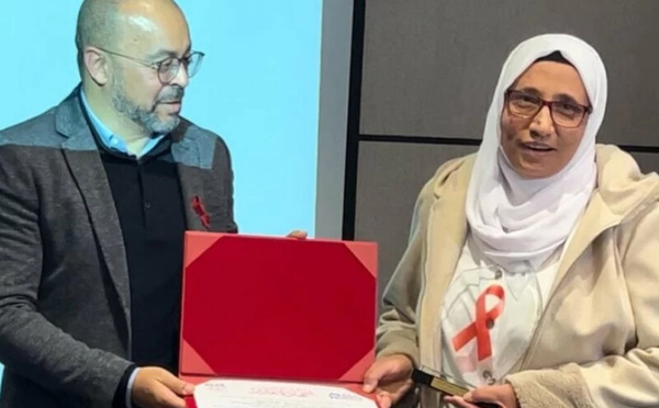 La journaliste Aziza El Gherfaoui : Une voix pour les oubliés du SIDA 