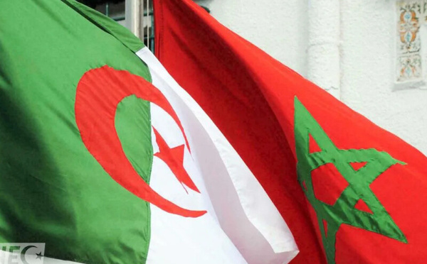 Le Maroc joue aux échecs, l'Algérie au solitaire