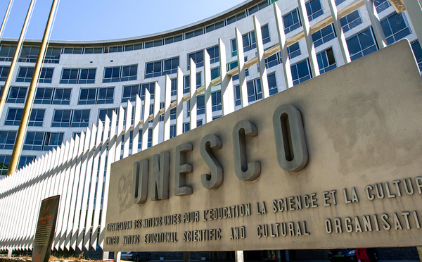 Vers une science plus inclusive : l'UNESCO lance la campagne pour promouvoir la présence des femmes en science