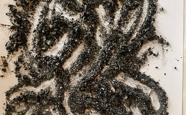 ​Chez le psy : Ce que le feu a laissé et quand les cendres deviennent langage