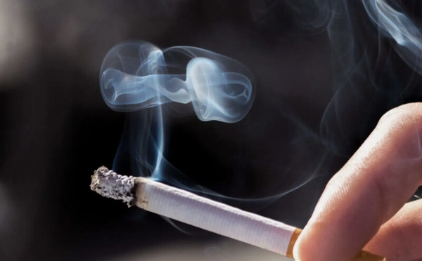 Jusqu’à 1.000 DH d’amende pour fumer dans un lieu interdit