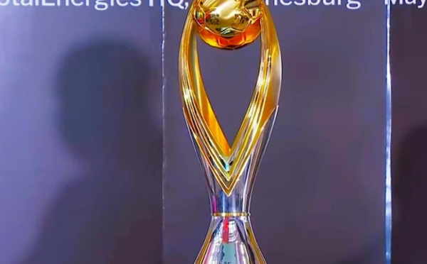 La CAF dévoile un nouveau trophée pour la Ligue des champions