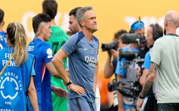 Nasser Al-Khelaïfi prend la défense de Luis Enrique : "Il mérite le respect"