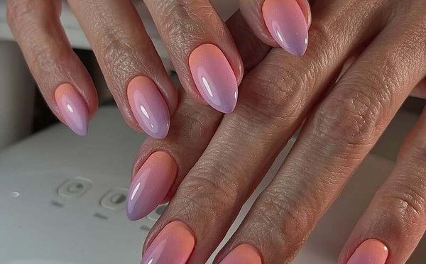 Ongles d’été : laissez-vous séduire par la magie du dégradé
