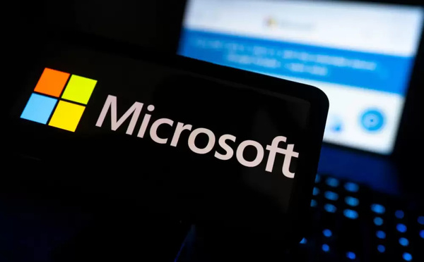 Microsoft sous le feu des critiques : des ingénieurs chinois impliqués dans la gestion des données fédérales