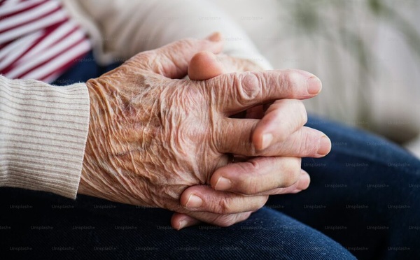 Seniors en hausse, marché du travail en tension