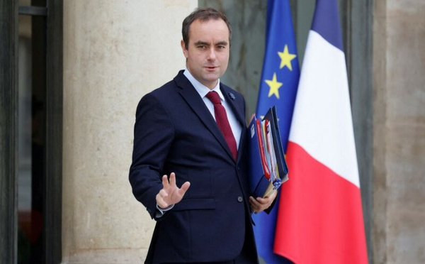 Lecornu démissionne quelques heures après la nomination de son gouvernement