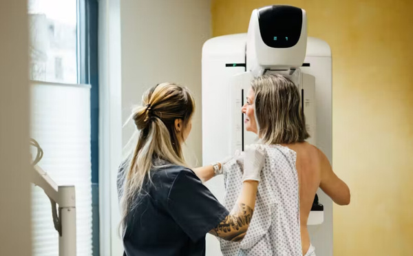 À quelle vitesse évolue un cancer du sein ?