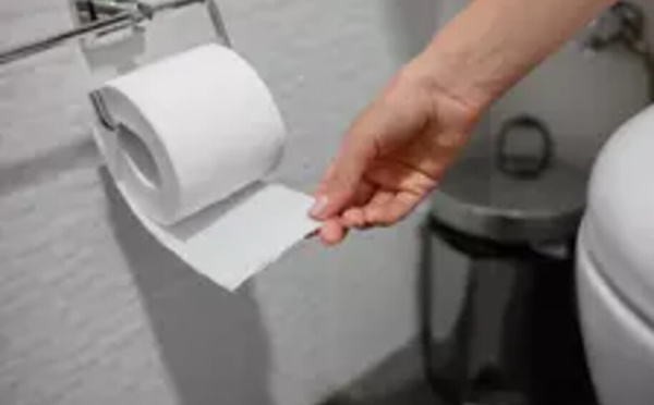 Peut-on développer une allergie au papier toilette ?
