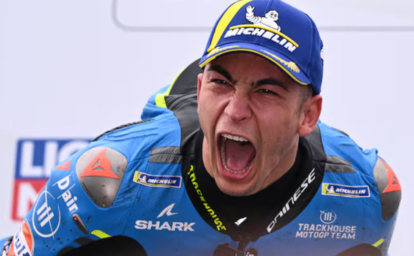 Raul Fernandez signe sa première victoire en MotoGP au GP d’Australie