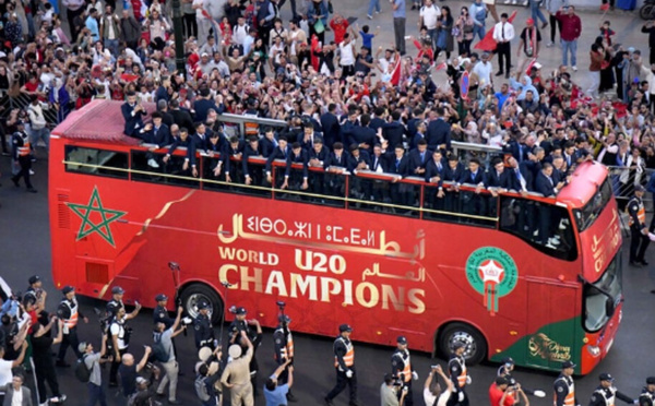 Accueil triomphal à Rabat pour les champions du monde U20 marocains