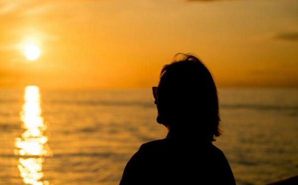 Vieillir : l’âge auquel on est vraiment considéré comme « vieux » recule