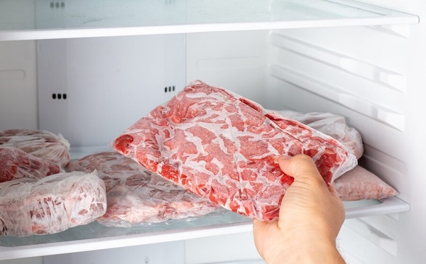 Recongeler : le faux pas que ton estomac déteste