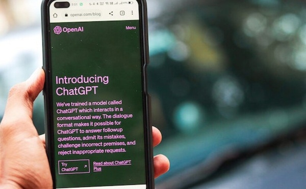 ChatGPT : plus de conseils santé et juridiques personnalisés