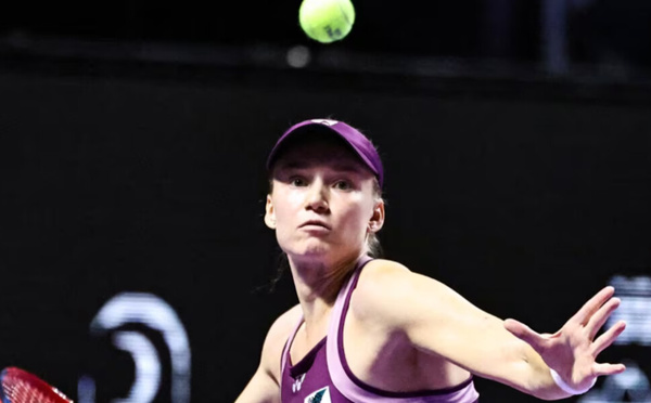 Masters WTA : Elena Rybakina surclasse Iga Swiatek à Ryad