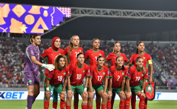 CAF Awards 2025 : Ghizlane Chebbak et Sanaâ Mssoudy finalistes pour le titre de joueuse africaine de l’année