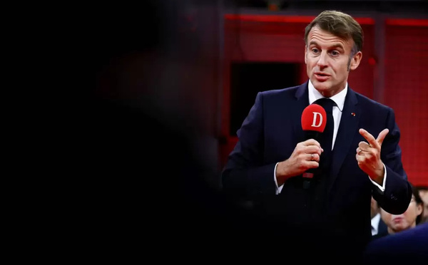 ​Emmanuel Macron envisage de quitter certains réseaux sociaux, y Compris X !