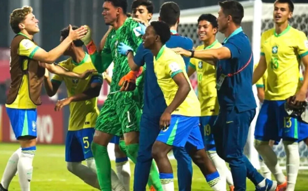 Mondial U17 : le Brésil écarte la France et file en quarts
