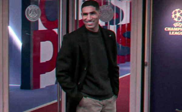 Achraf Hakimi soutient le PSG depuis les tribunes malgré sa blessure