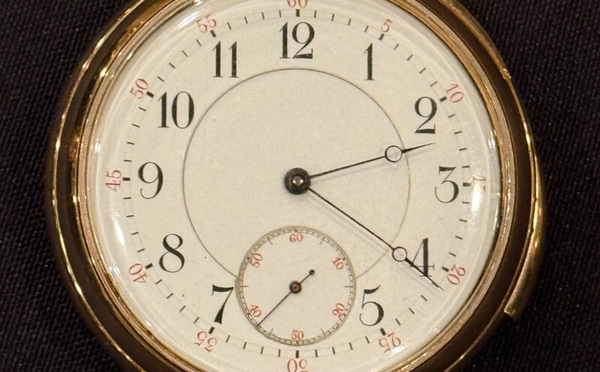 Titanic : sa montre coule en 1912… mais son prix explose en 2025 !