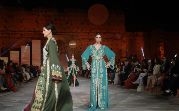 Taza prend la pose : la Fashion Week qui réveille le patrimoine