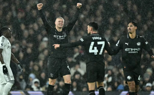 Manchester City l’emporte 5-4 à Fulham grâce à Haaland, auteur de son 100ᵉ but en Premier League
