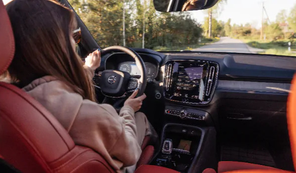 Faut-il acheter une voiture hybride en 2026 ?