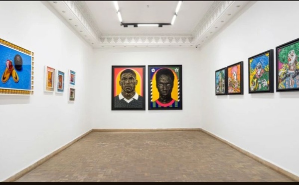 ​«En Jeu» à la Galerie Khalid Fine Arts : quand l’art pénètre le terrain du football