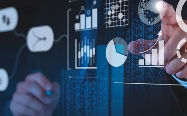 Le Maroc accélère sa transformation numérique : plus de 35 000 entreprises créées en ligne et une vision IA pour 2030