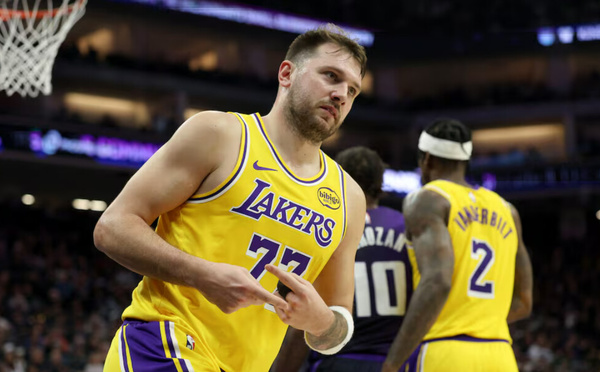 NBA : les Lakers dominés à Sacramento, les Pacers et Sixers se relancent