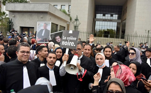 Justice à l'arrêt : Les robes noires en colère paralysent les tribunaux